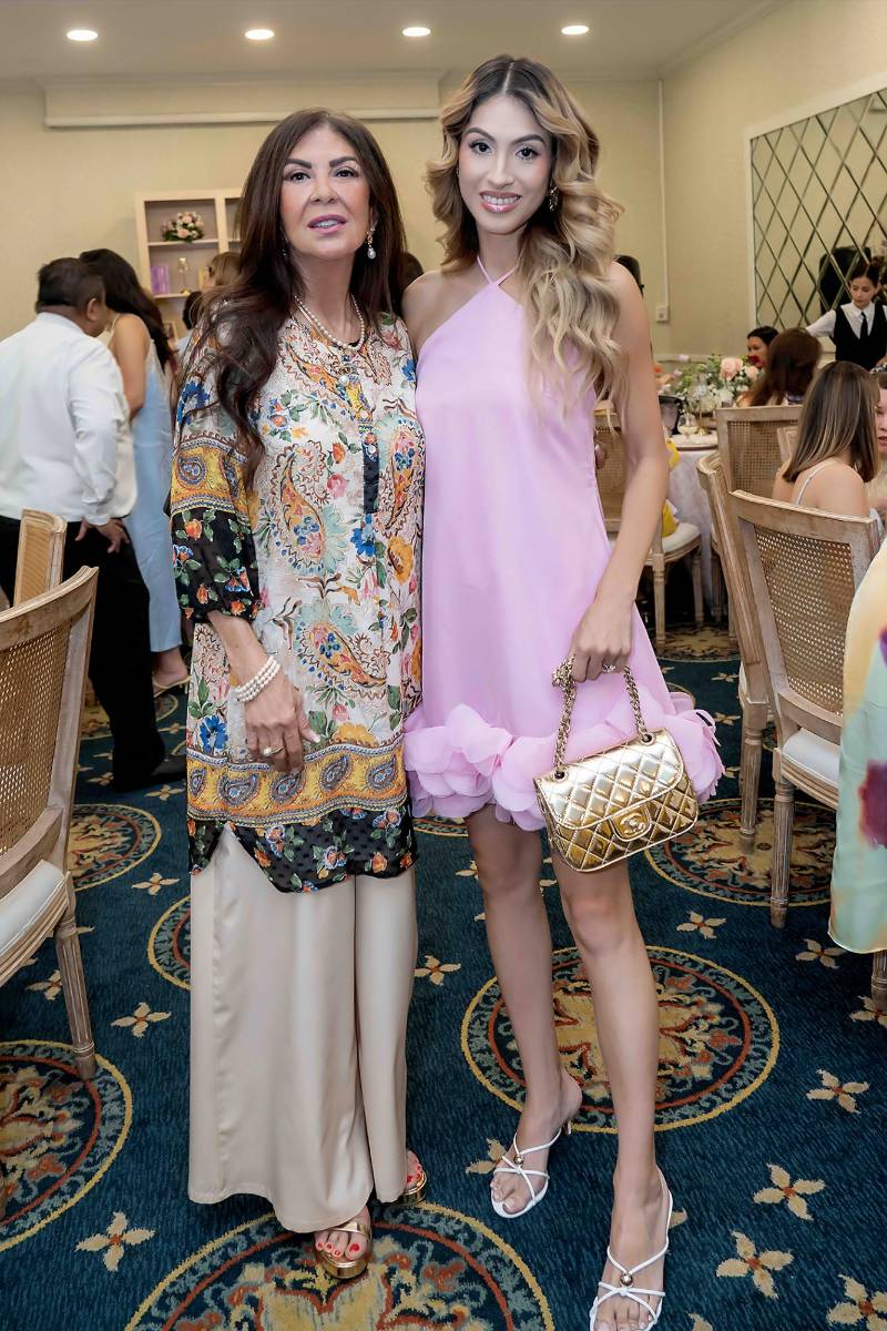 Carmen Chahìn y Rosyl Mejía.