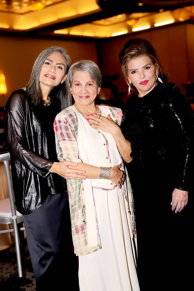 Francés de Handal, Blanca de Rivera y May Castillo.