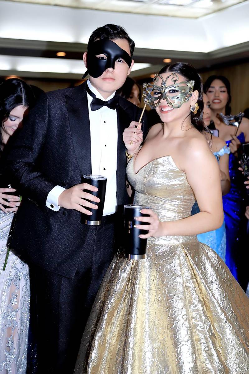 Fiesta de la prom 2025 de La Estancia School