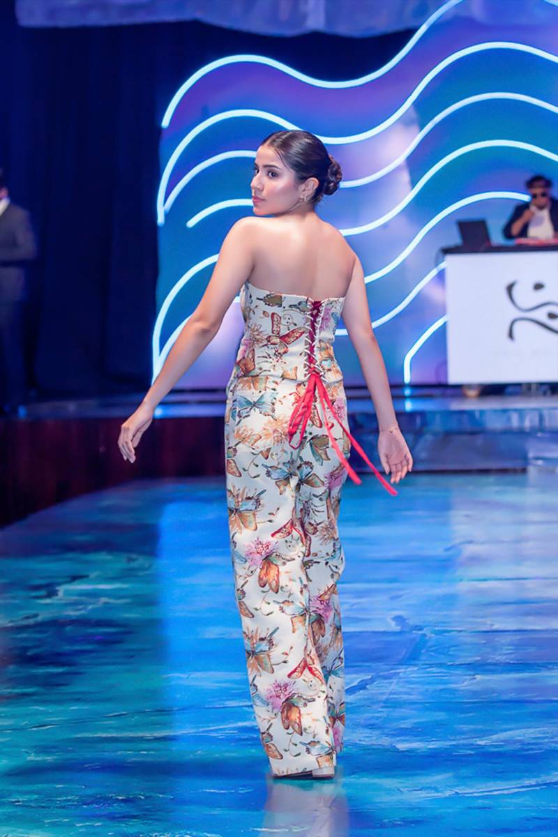 Senior Fashion Show 2026 de la Escuela Internacional Sampedrana, parte 1