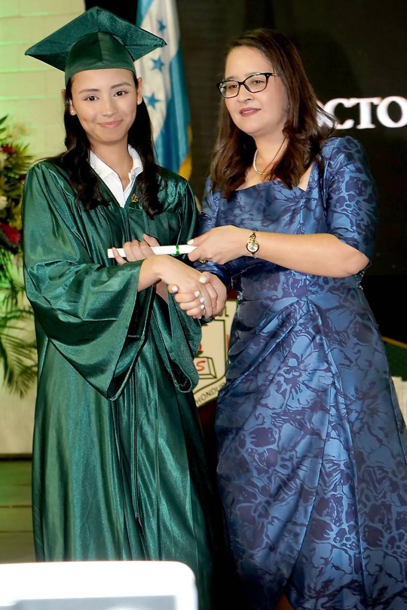 Graduación de los seniors 2024 de Elvel School