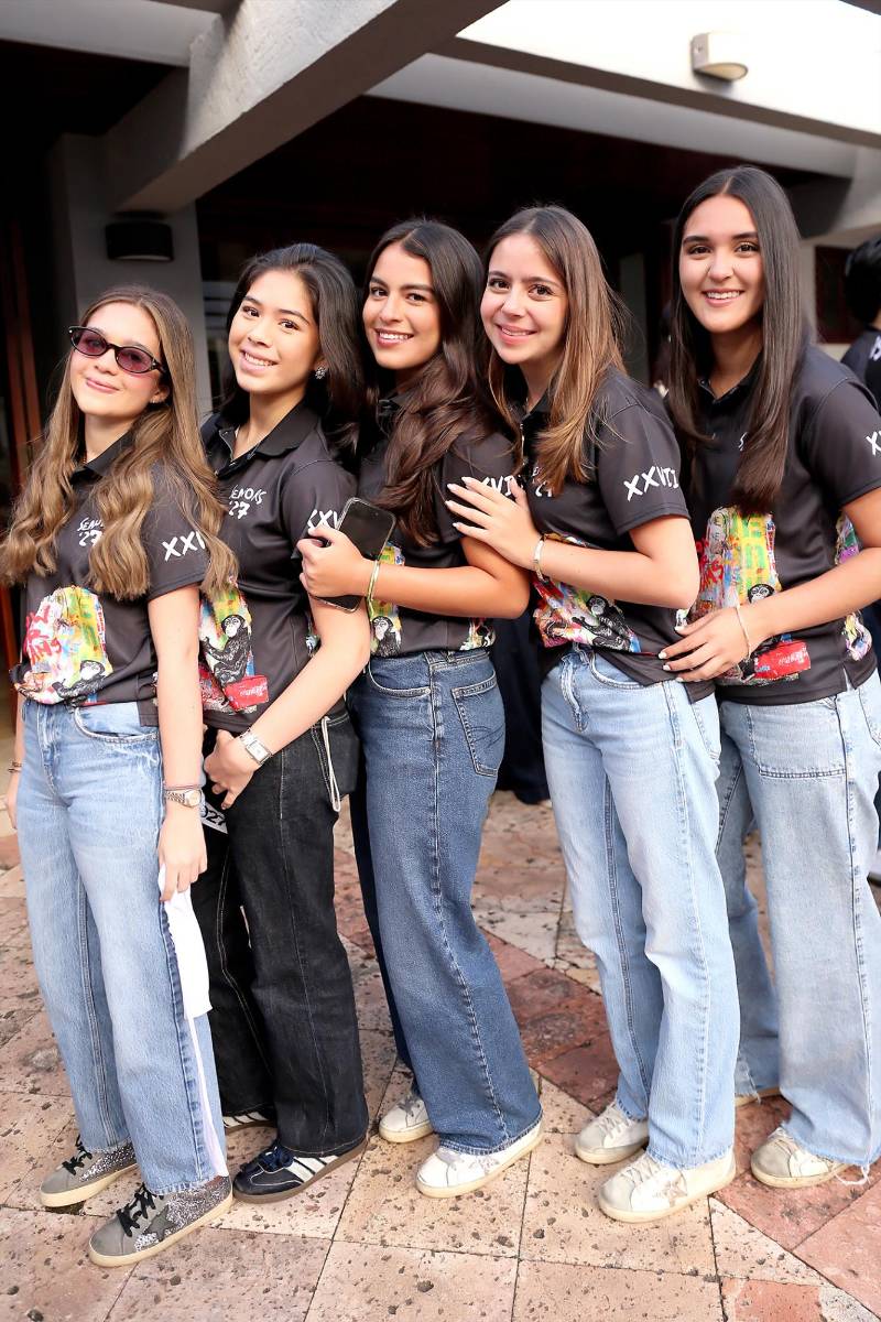 Senior entrance 2027 de la Escuela Americana