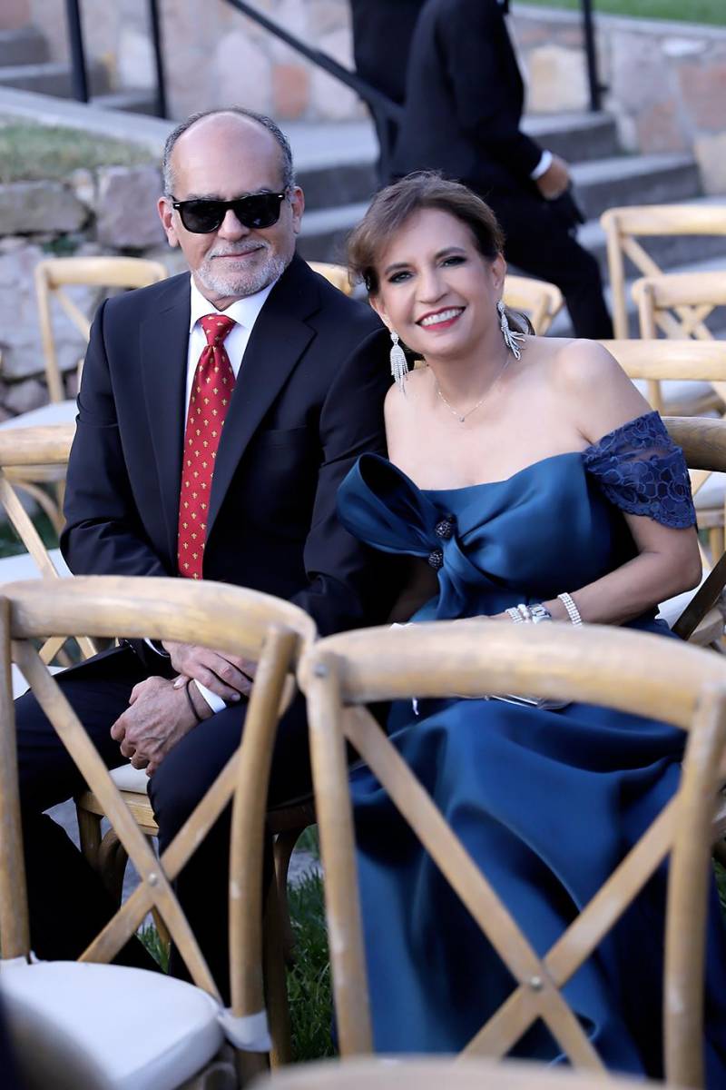 La boda de Iván Wolozny y Jacqueline Bográn