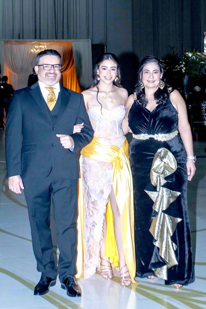 Desfile padres e hijos de la prom 2026 de Happy Days &amp; Freedom Institute