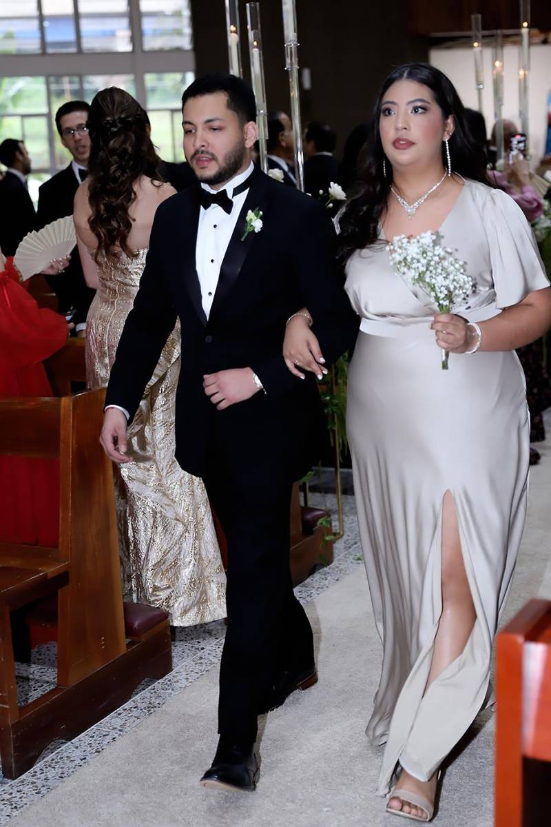 El “sí, acepto” de Victoria Khury y Víctor Kafati