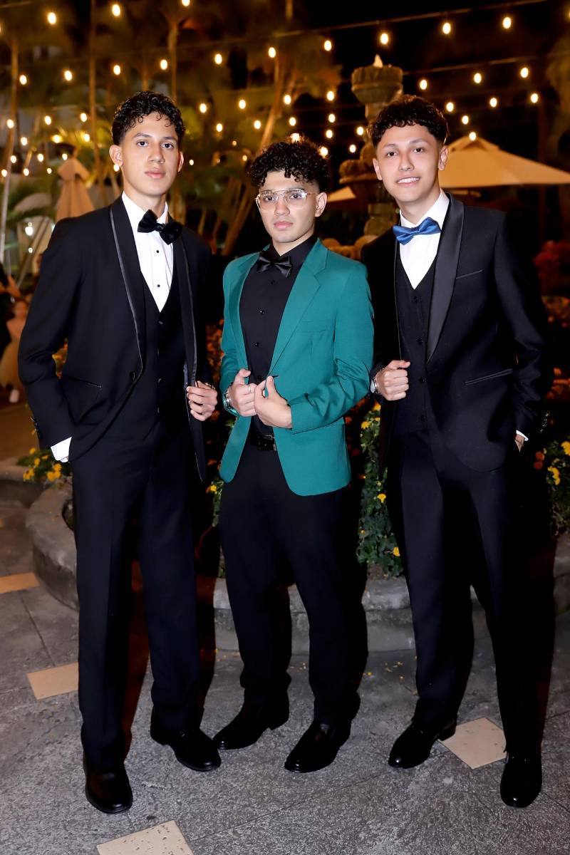 Fiesta de la prom 2025 del Instituto San José del Carmen