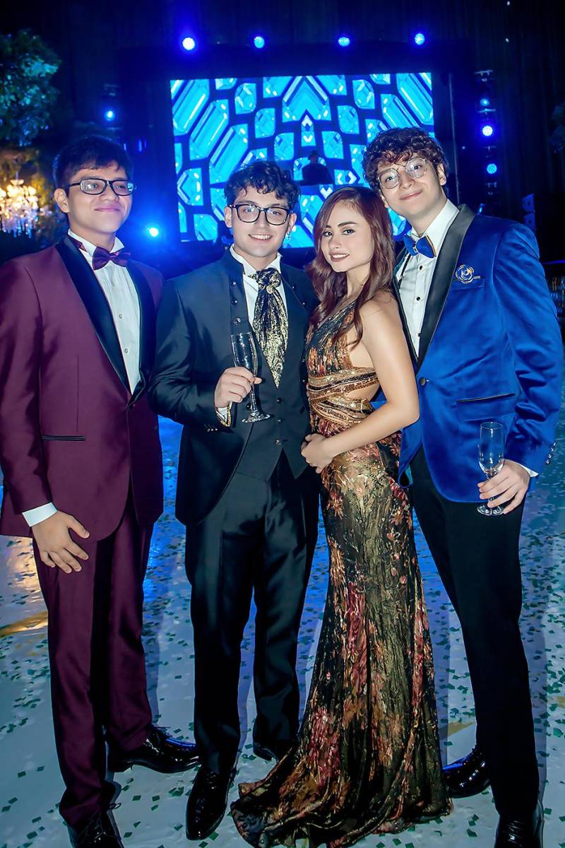  Arturo Coleman, Rene Barahona, María Fernanda Valle e Ian Solórzano