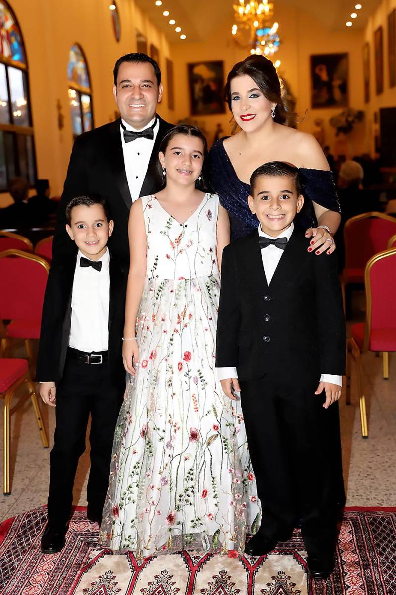 Laryssa y Odde Farah con sus hijos Odde Junior y Jacobo