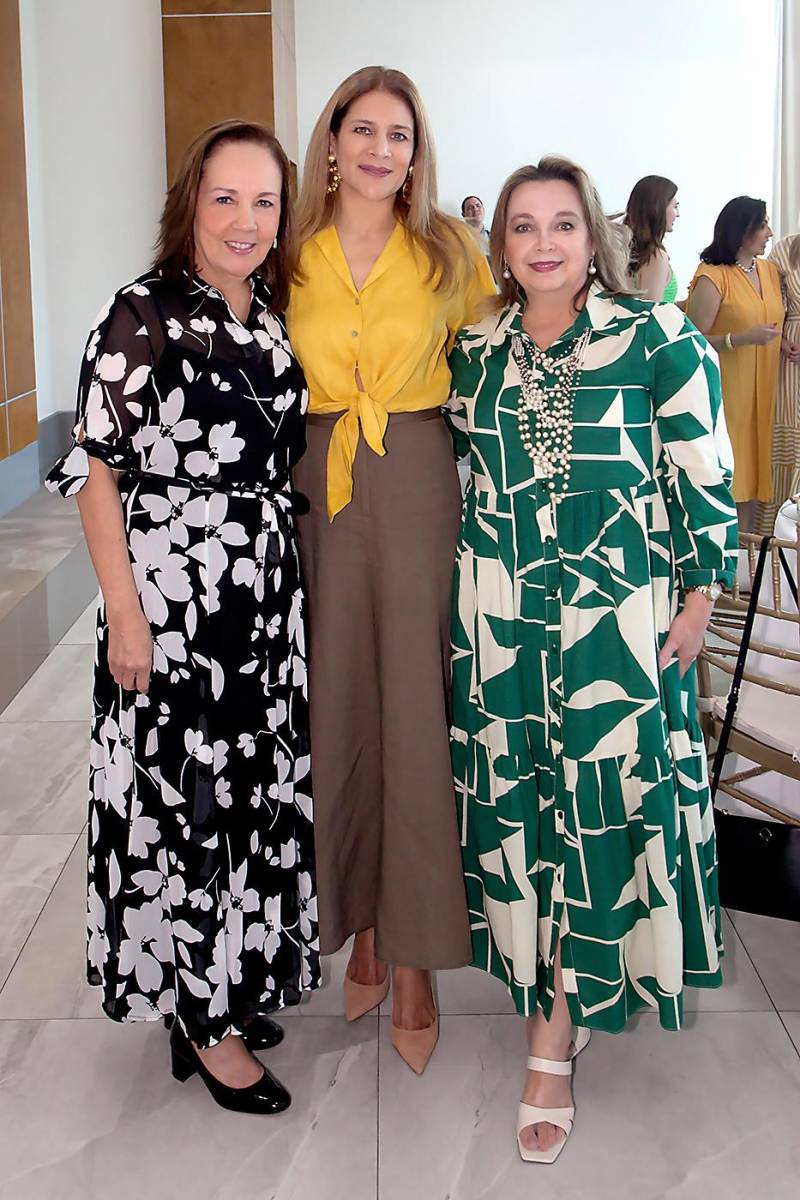 Conchita de Sarmiento, Claudia de Vásquez y Martha Sofía de Calderón