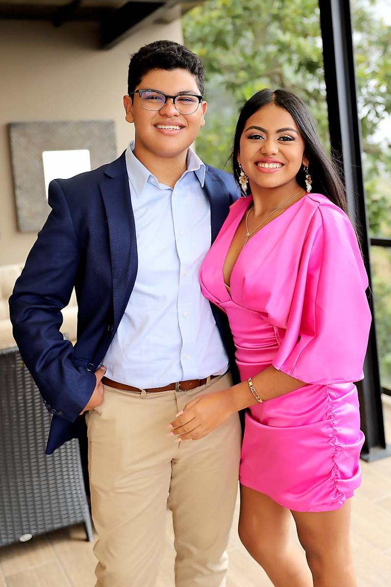 Carlos Banegas y Staecy Padilla