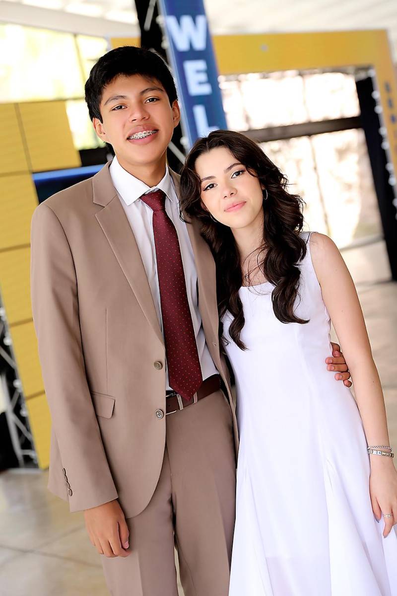Juan Sánchez y Alison Flores.