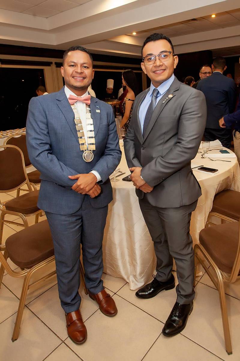 Yorlin Hernández y Henry Hernández.