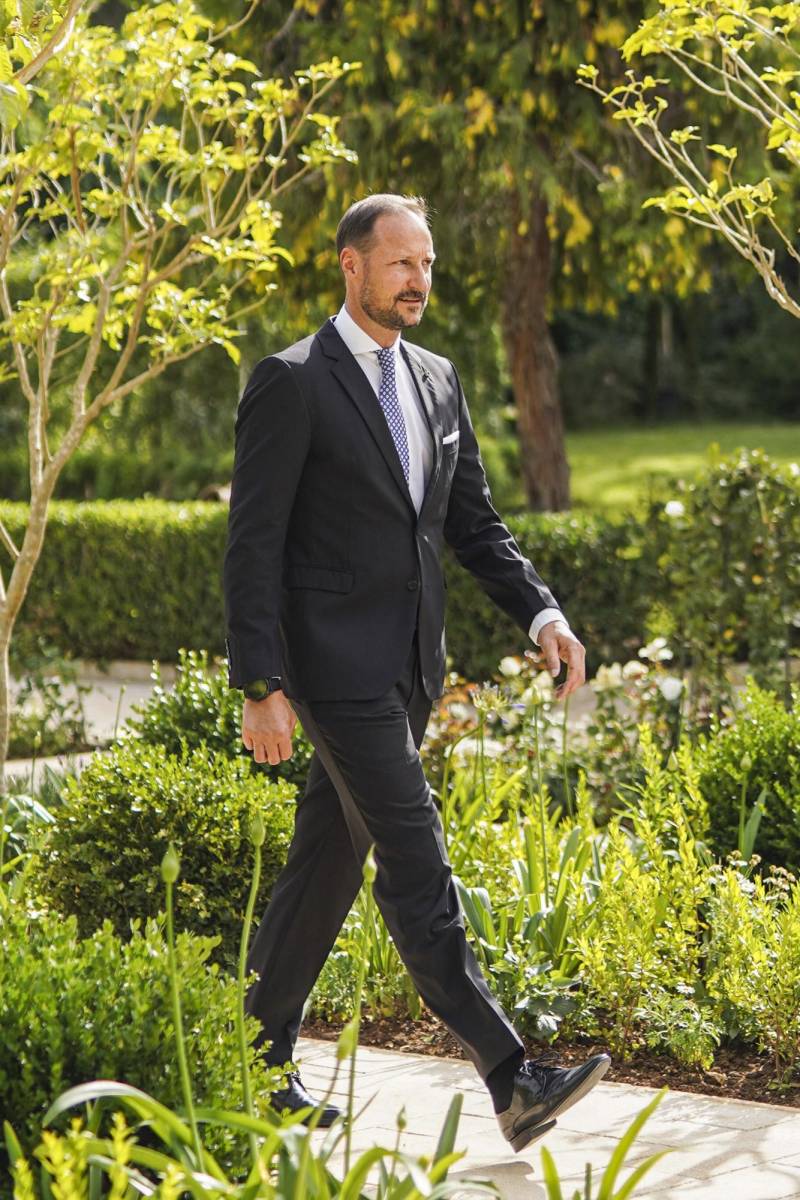 El príncipe Haakon de Noruega (Photo by Jordanian Royal Palace / AFP)