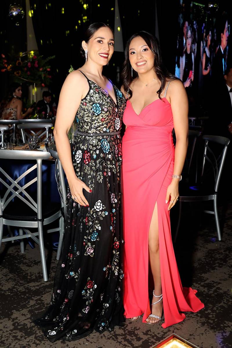 Invitados de la prom 2025 de Dowal School