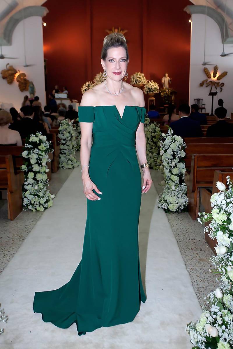 Alicia Pineda de Wolozny.
