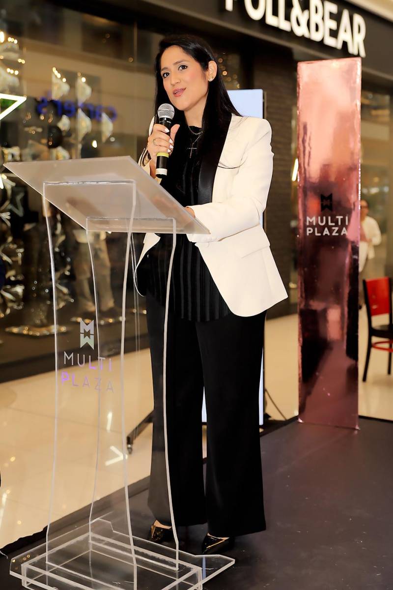 Johanna Martínez.