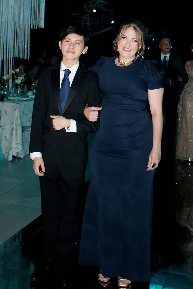 Jordi Garzona y su madre Julia Fajardo.