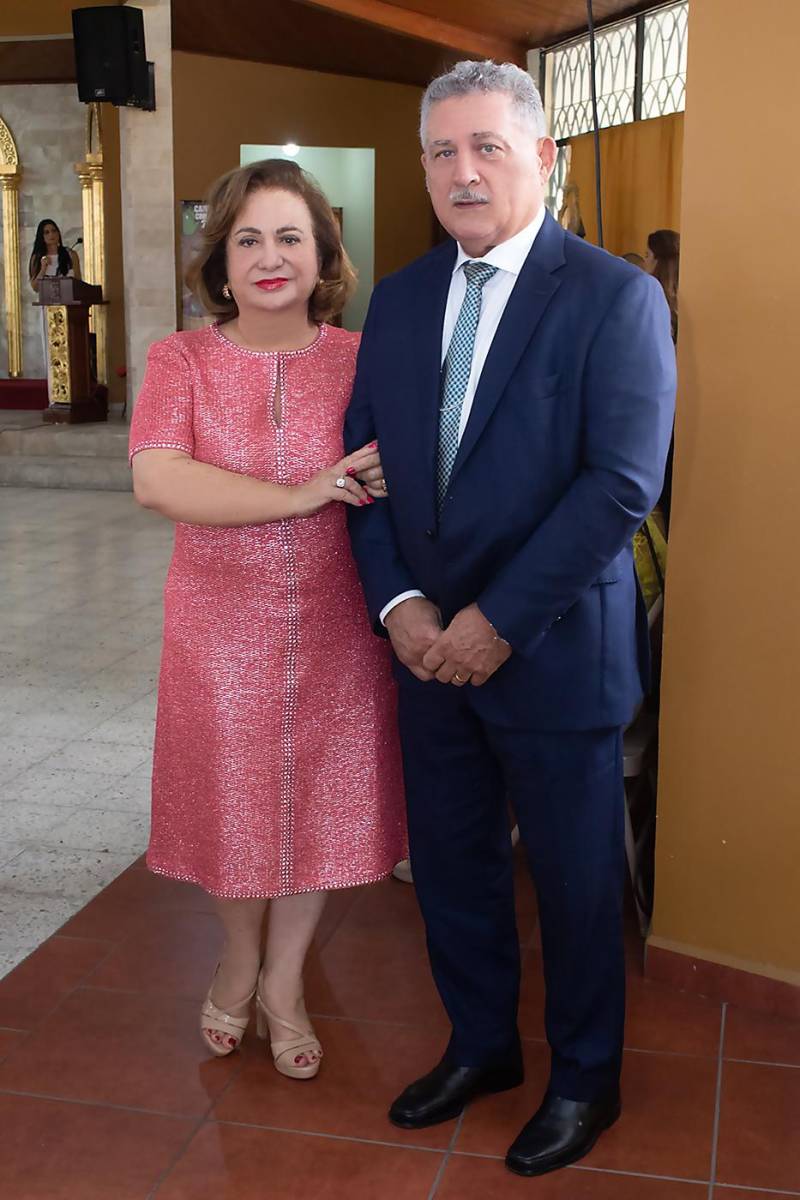 Suyapa y Basilio Fuschich.
