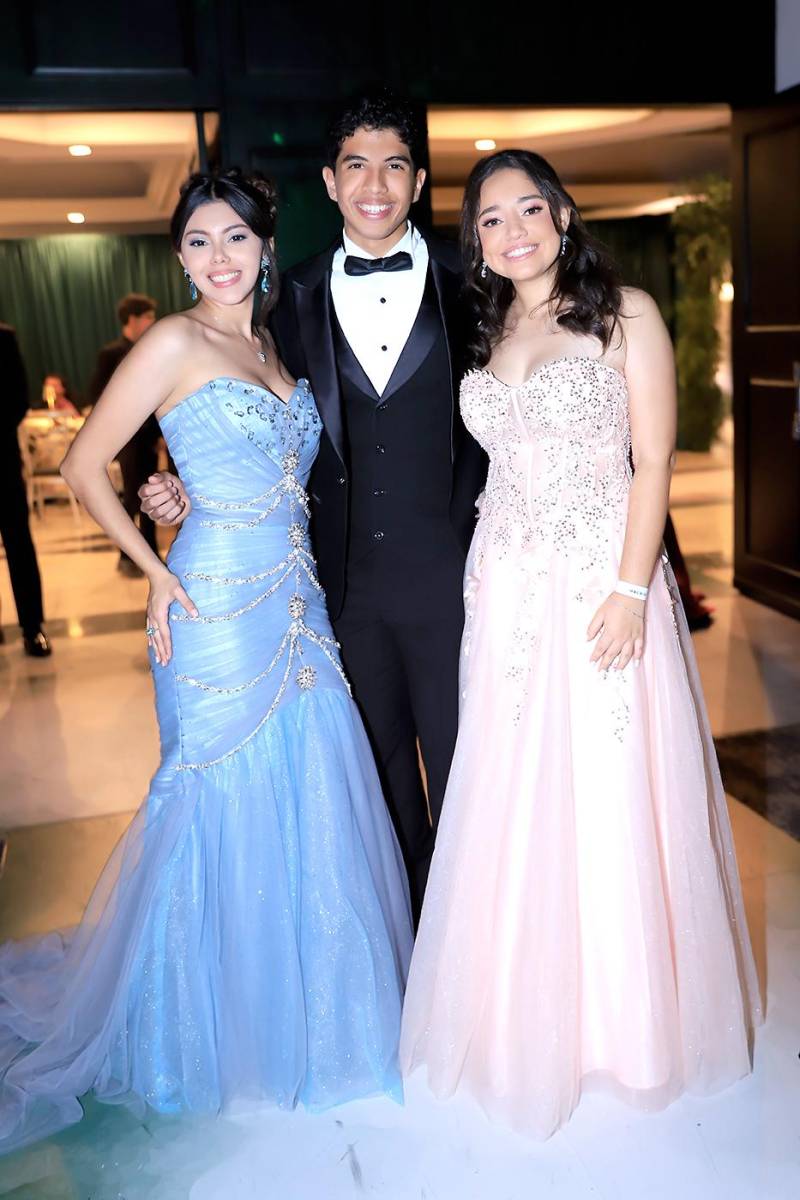 Amy Oseguera, Marcelo Cabrera y Giselle Montalván