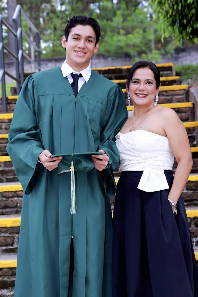 Graduación 2026 de la Academia Los Pinares