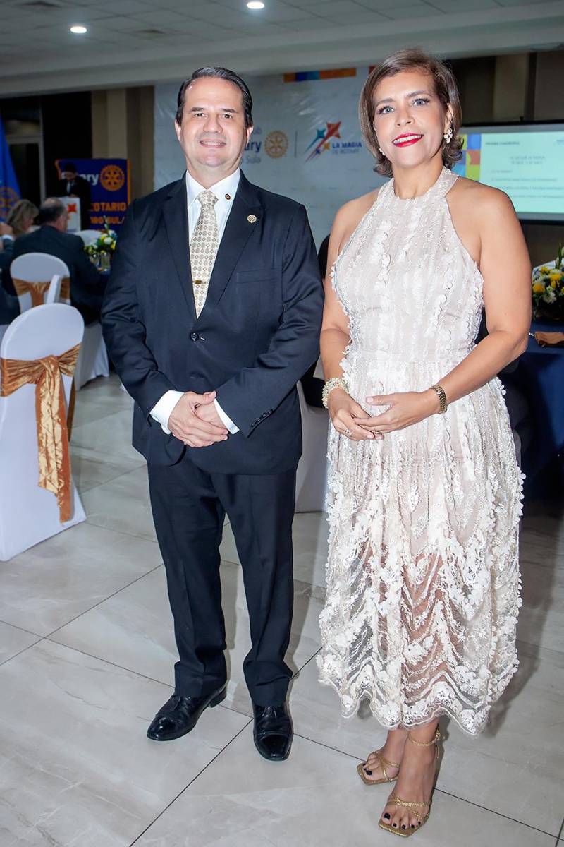 Juan Carlos Gamero y Mesly Suyen.
