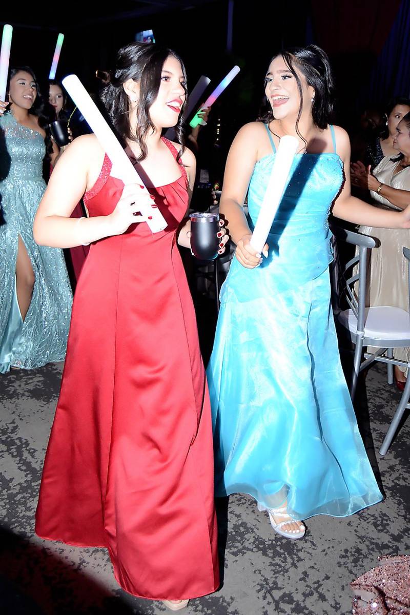 Fiesta de la prom 2024 de England School
