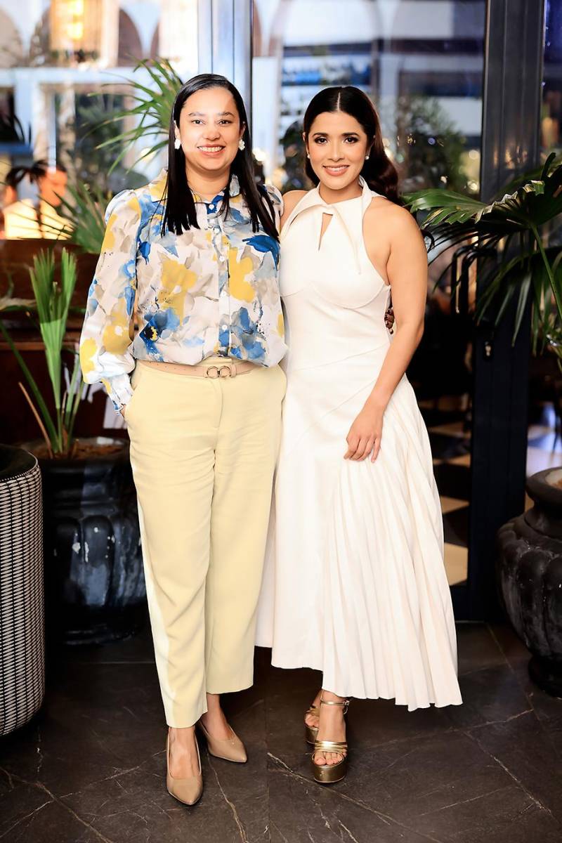 Claudia Banegas y Luisa Gámez