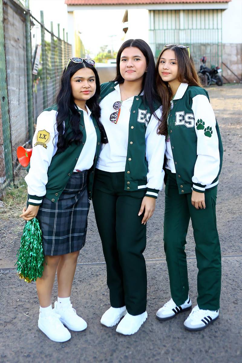 Genesis Trochez, Adriana Fuentes y Camila Argeñal