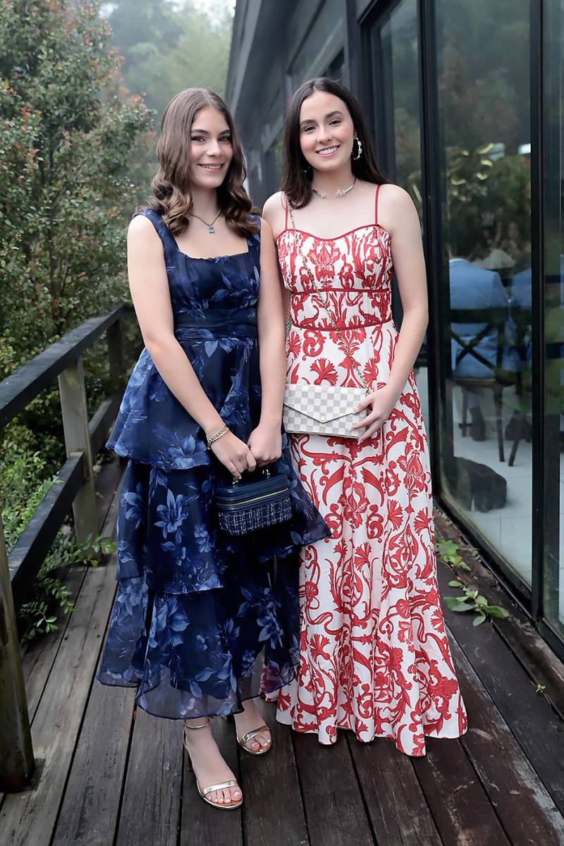 Marcia Rivera y Valeria García.