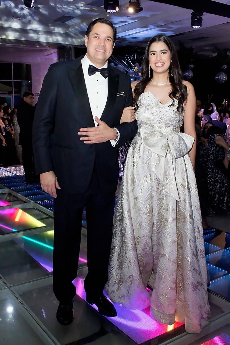 Roberto y su hija Valentina Matuty. 