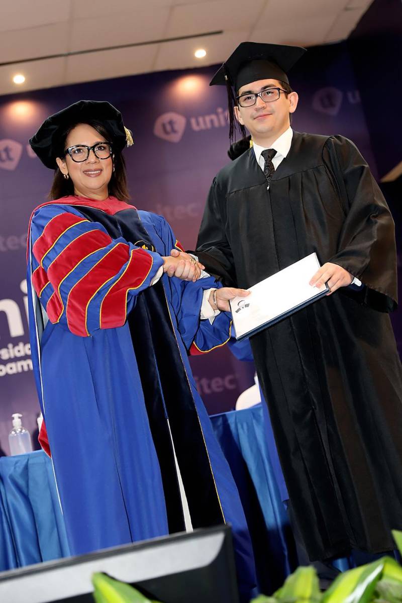 Graduaciones de Pregrado de UNITEC TGU 2025
