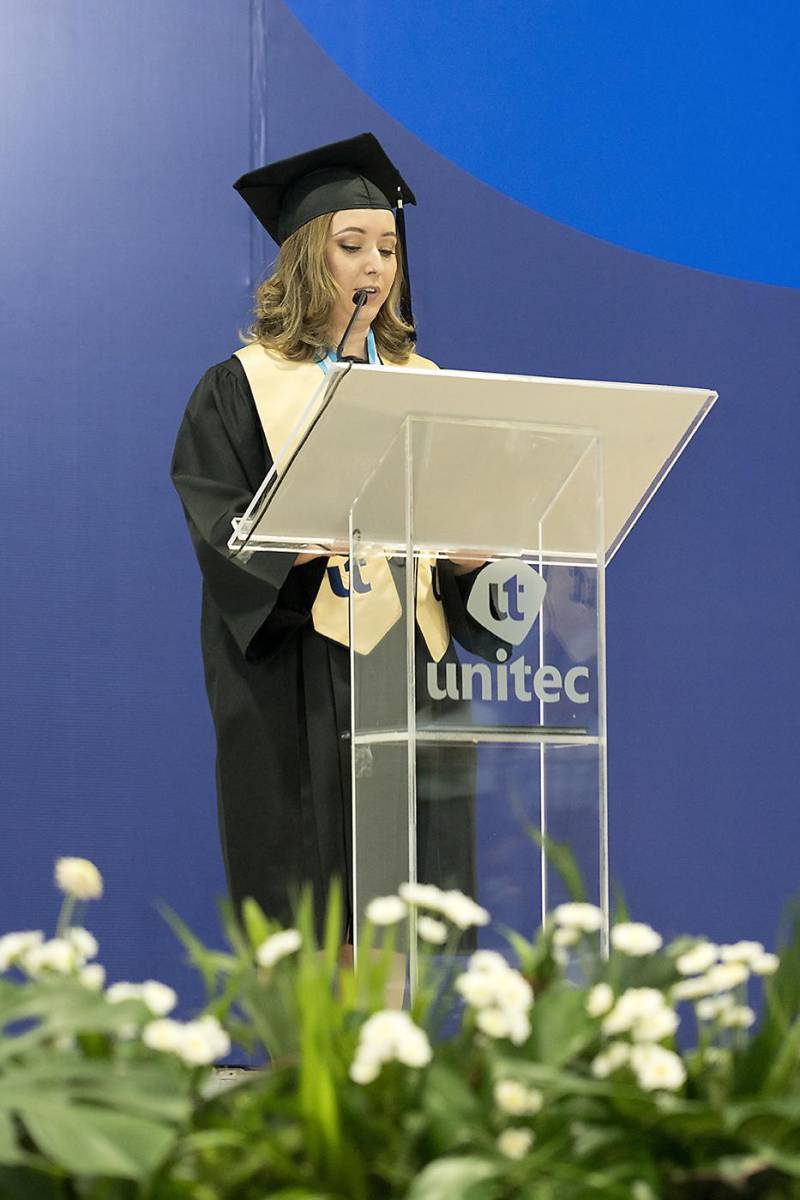 UNITEC SPS celebra la graduación de nuevos talentos y agentes de cambio