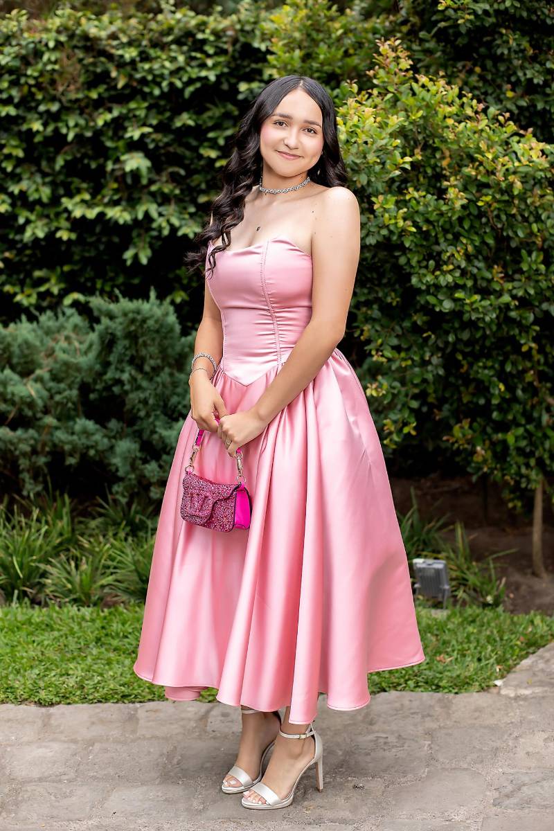 Keren Almendarez 