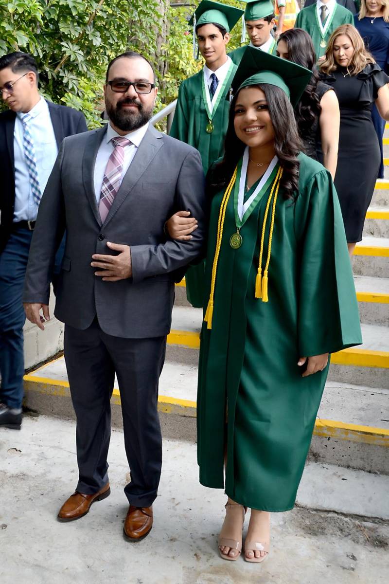 Roger y Camila Regalado.