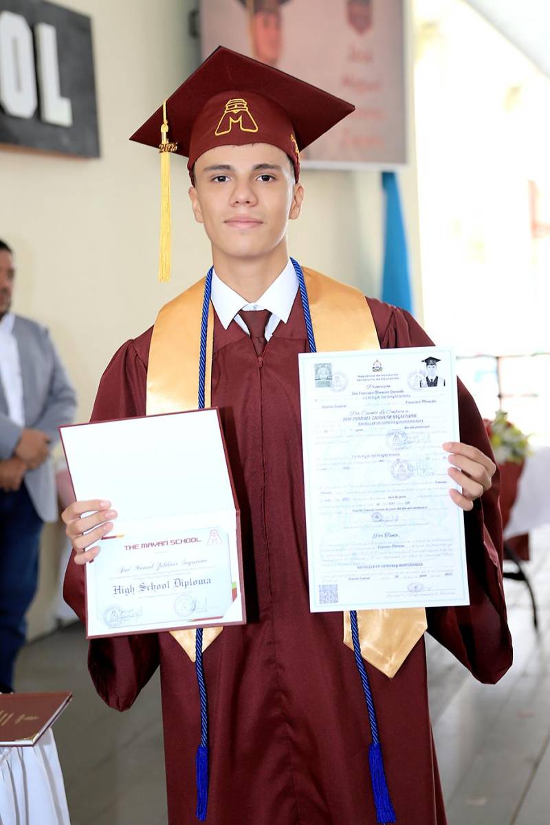 José Zaldivar.