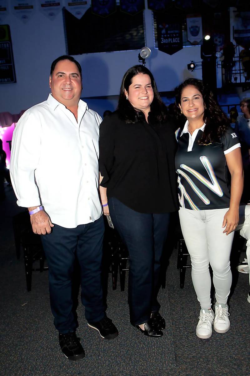 Martín y María Antonia Saybe con Tatiana Bendeck.