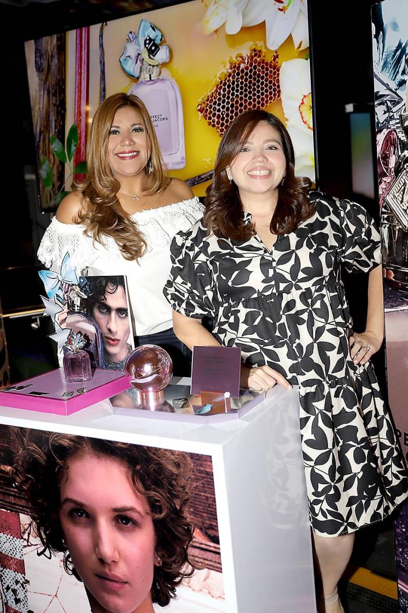 Claudia Torres y Jenny Matta