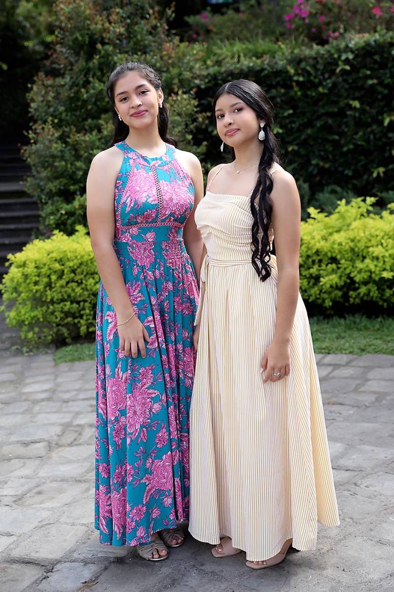 Krizia Herrera y Rebeca Montoya.