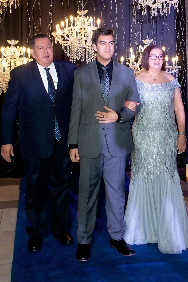 David Hernández, Arturo Emilio y Xochitl Salgado.