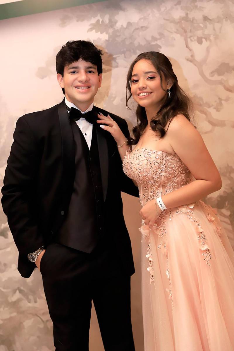 Camilo Barea con Giselle Montalván