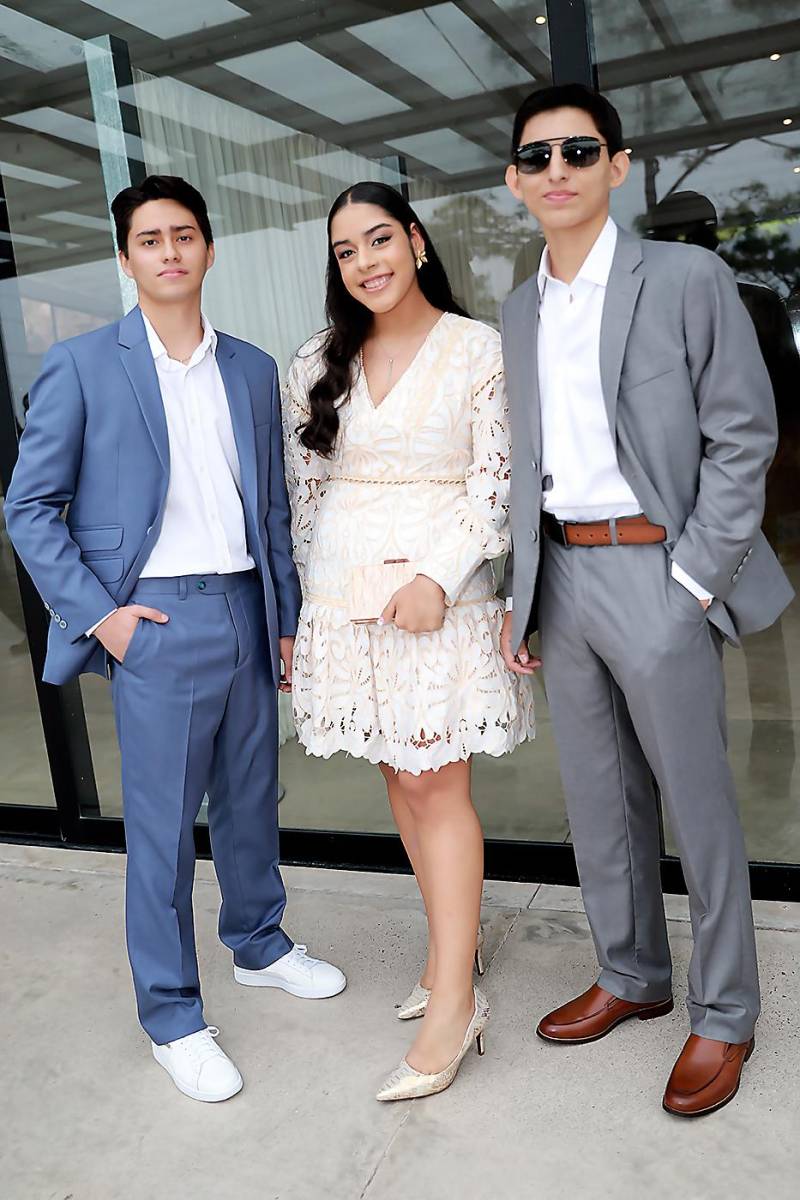 Santiago de Jesús, Adriana Hernández y José Gabriel Bellino.