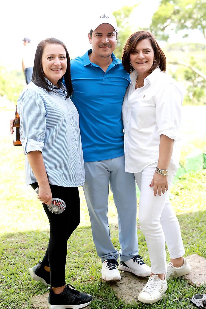 Denia Pinto, Oscar Pinto y Sandra Pinto