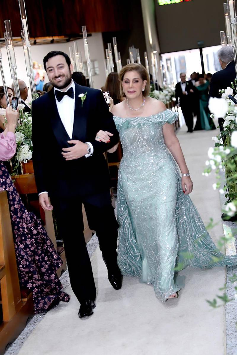 El “sí, acepto” de Victoria Khury y Víctor Kafati