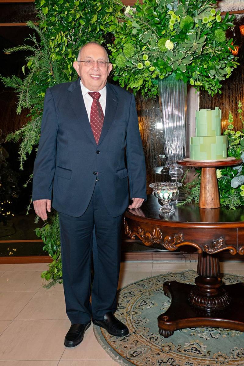 El cumpleañero Fuad Handal.