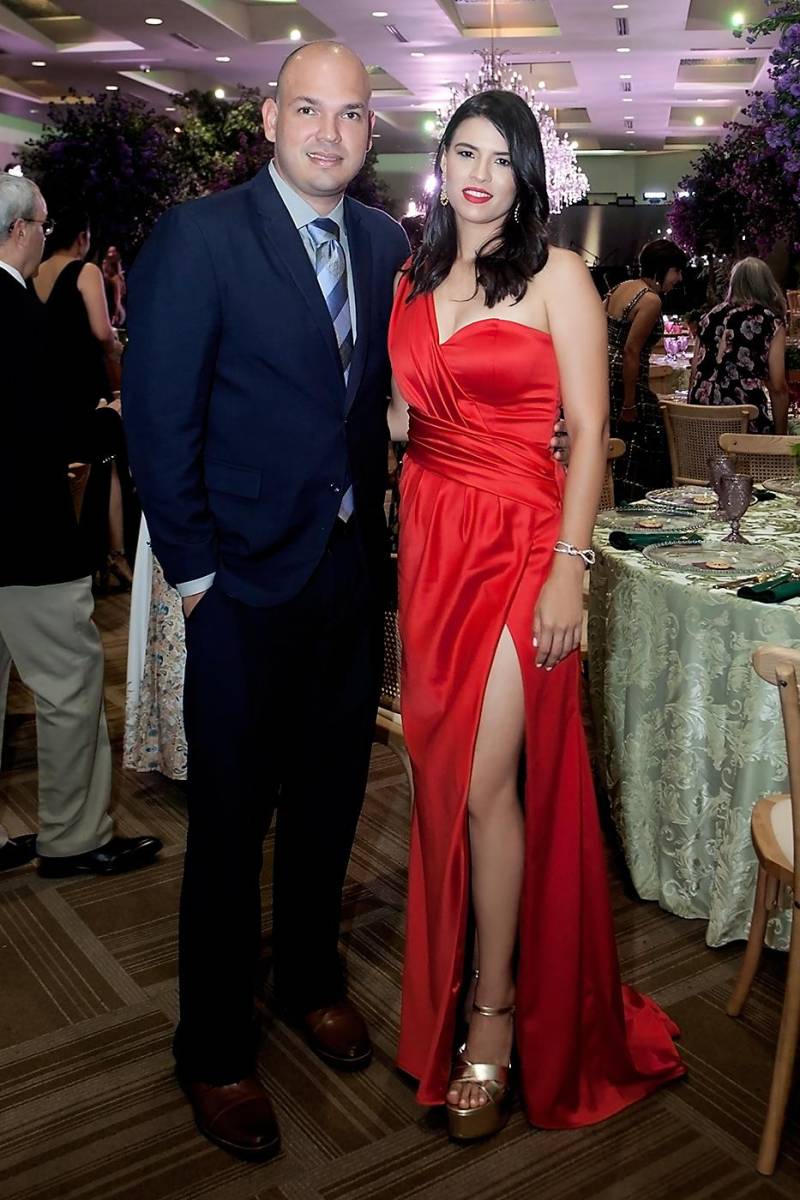Roger Espinoza y Mercy López.