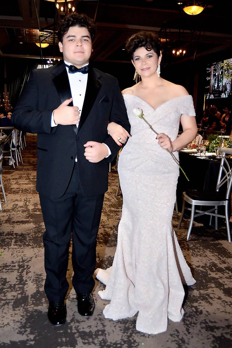 Patrick Peñate y Clementina Lara.