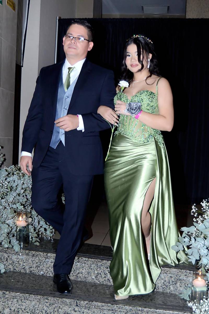 Víctor Méndez y Emily Mendez.