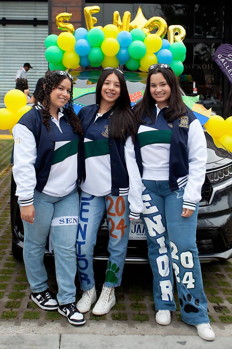 Andrea Dubón, Konny Dubón y Natalia García.