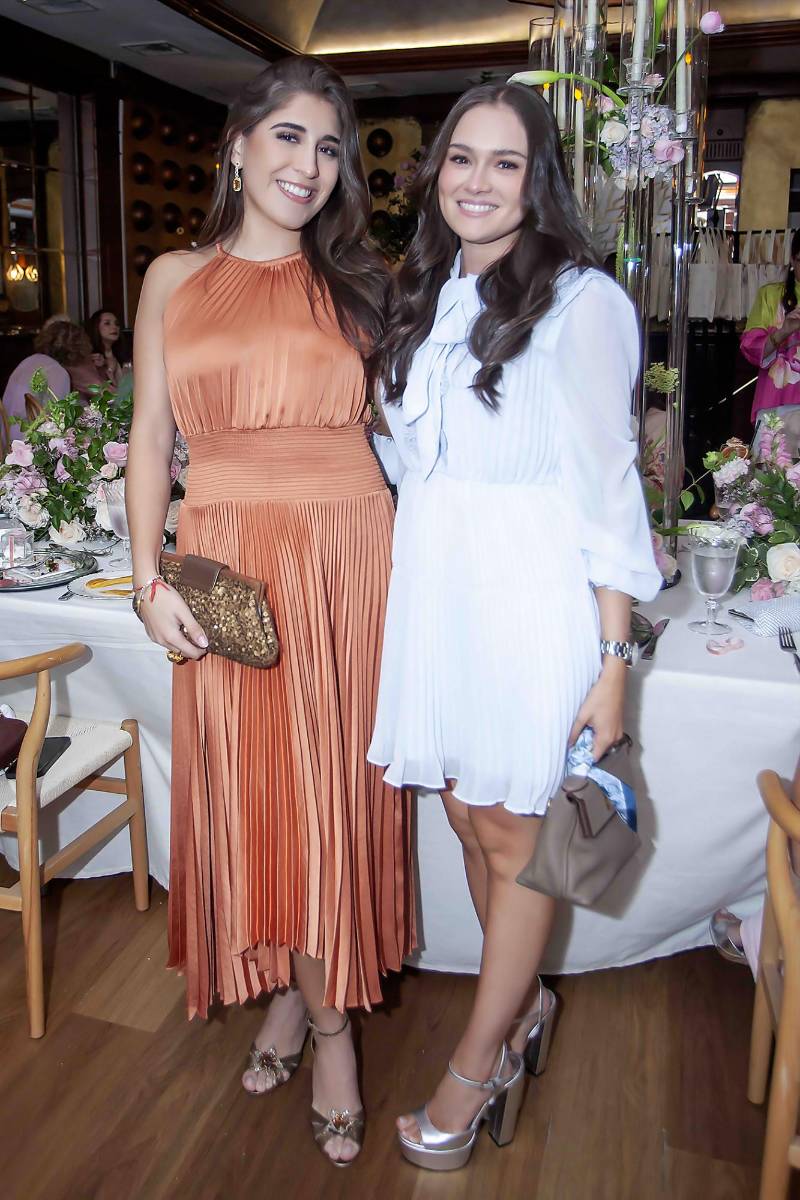 Antonella Kafati y Natalia Guillén.