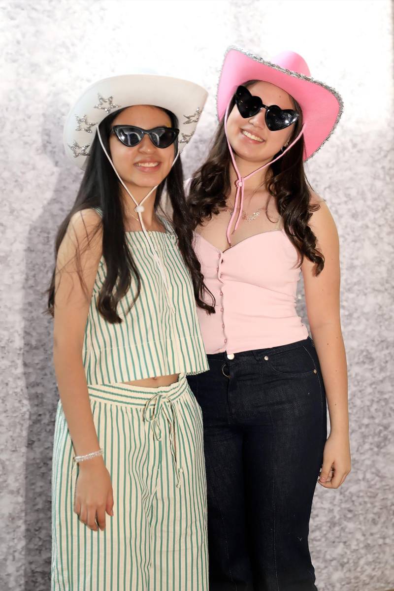 Verónica Casco y Ana Henríquez.